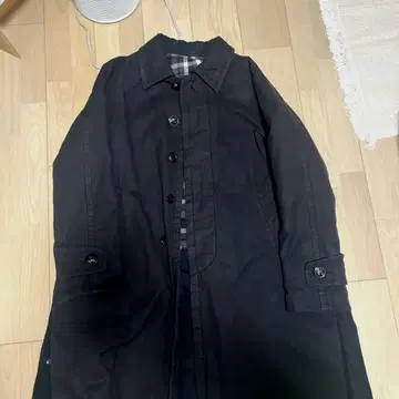 sacai 멀티 버튼 스텐칼라 코트 22aw