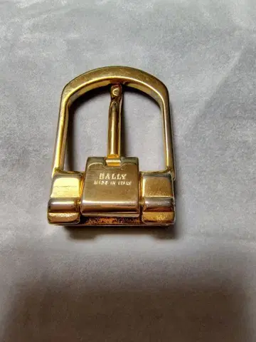 BALLY 골드 버클 이탈리아제