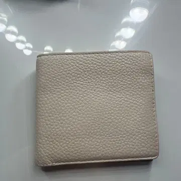 라이트 그레이 접이식 지갑 가죽