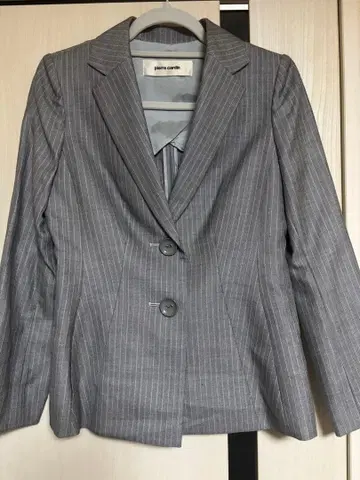 그레이 스트라이프 3피스 셋업