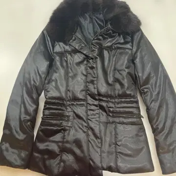 셀렉샵 구매 퍼 포함 블랙 다운 자켓