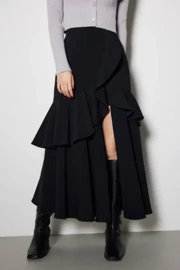 rienda 더블 프릴 슬릿 스코트 숏팬츠