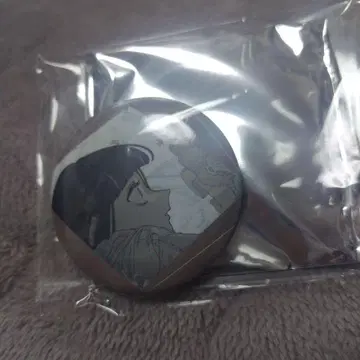 Ado 5th Anniversary POP UP 캔뱃지