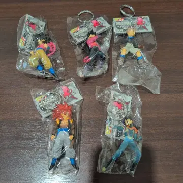 드래곤볼 GT 하이 퀄리티 키링 전 5종 세트.