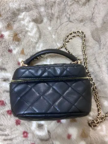 블랙 퀼팅 파티 백