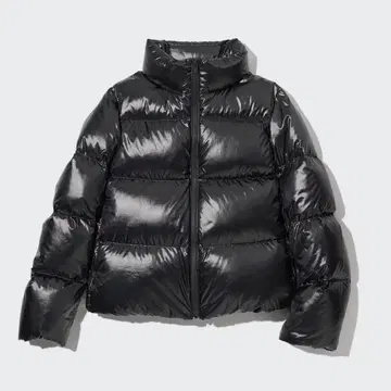 유니클로 울트라 라이트 다운 샤이니 볼륨 자켓 M