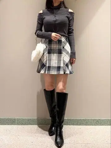 스나이델 snidel 로빙 체크 미니 스커트 IVR 0