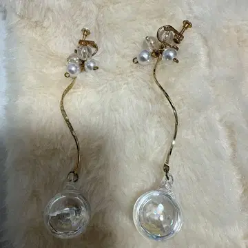 [ 핸드메이드 ] 물 들어간 귀찌