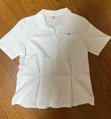 LACOSTE L!VE 턱 절개 반팔 피케 셔츠