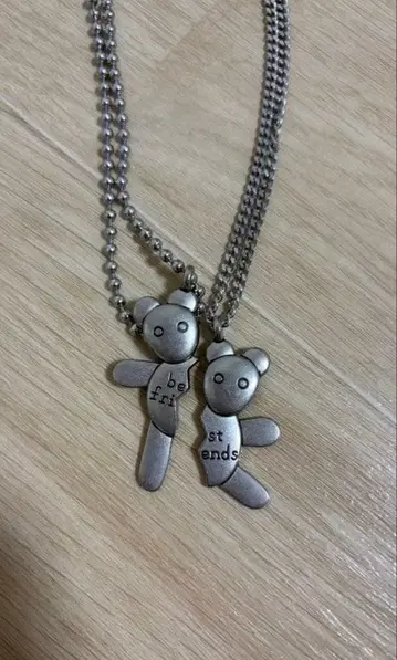 마크 제이콥스 목걸이