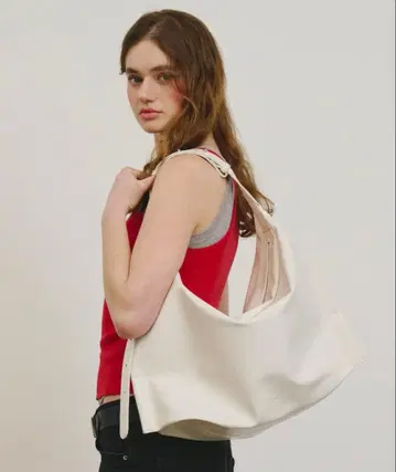 [미사용 새상품] MUR Nuovo Hobo Bag (cream)