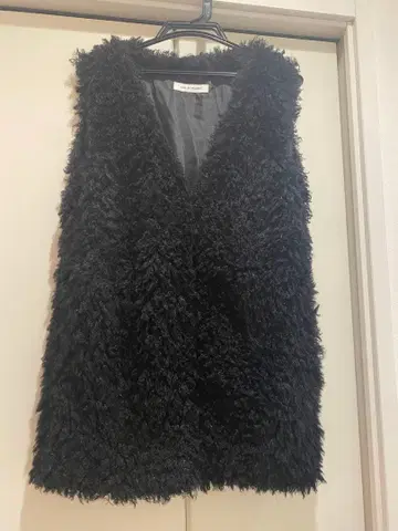 퍼 소재 베스트 블랙