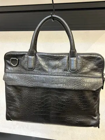 아르마니 콜레치오니 가방 악어 엠보싱 가죽 블랙 남성용 얇은 타입