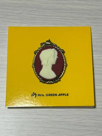 Mrs. GREEN APPLE 바벨 랜덤 아이템 핀 배지
