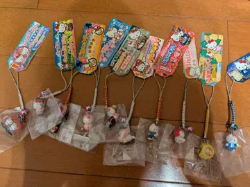 모*리 님 지역 한정 키티 족쇄 스트랩 묶음 판매