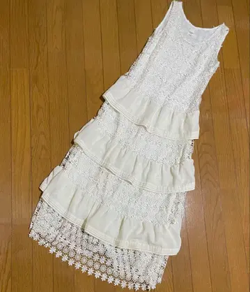 히어즈 아베뉴 롱 원피스 화이트 레이스 프릴 슬리브리스 새상품급