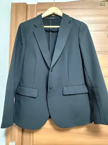 유니클로 감동 자켓 블랙 여성용 L 사이즈