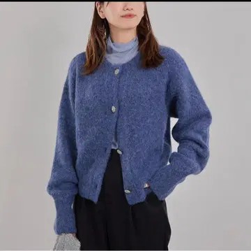 그린 레이블 릴랙싱 크루넥 니트 가디건