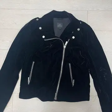 Armani Exchange 블랙 벨로아 라이더 자켓