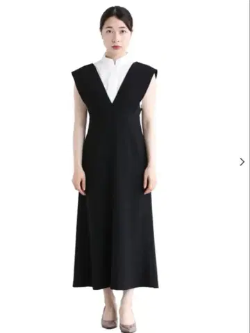 MM21PF-DR717 V넥 민소매