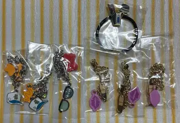 명탐정 코난 체인 키링과 머리끈 세트