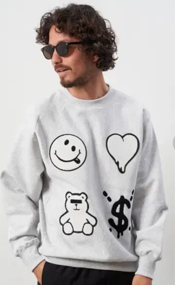 새상품 완판템 스터드 머핀 헤비웨이트 쭈리 4가지 모티브 사가 패치