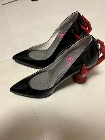 hazama 끌려들어가는 운명의 힐 펌프스