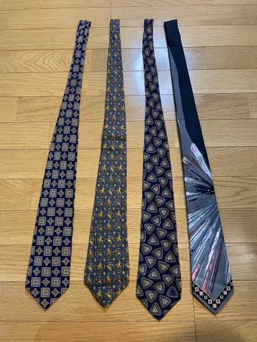 브랜드 넥타이 4개 세트