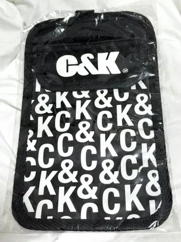 C&K 티켓 숄더 블랙