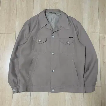 베이지 두꺼운 원단 자켓 단추식