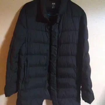 울트라 라이트 다운 하프 코트 블랙 레어