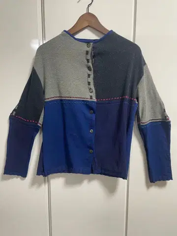 센소유니코 지우 가디건