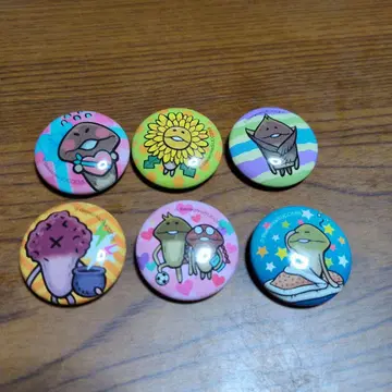 새상품급 오사마리 탐정 나메코 캔뱃지 세트 6개