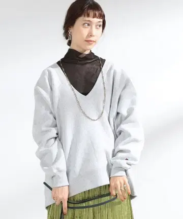 Champion x Ray BEAMS 별주 V넥 맨투맨