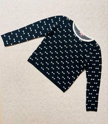 [ 새상품급 ] 토카 리본 무늬 블랙 니트 스웨터 긴팔