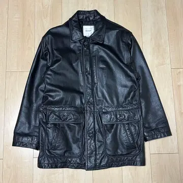 블랙 미들 기장 가죽 자켓 버튼식