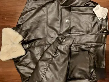 moment+ 빈티지풍 매트 인조 가죽 블루종