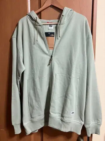 THE NORTH FACE 헤리티지 그래픽 집업 후드티