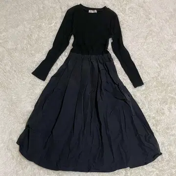 새상품급 UNMINOU 블랙 롱 도킹 원피스 플레어 니트 블랙