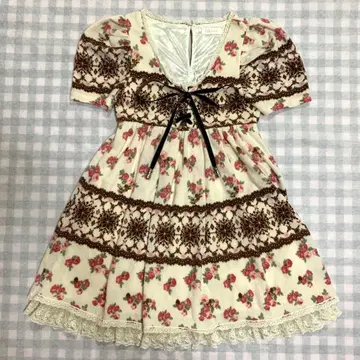 LIZLISA 레어 꽃무늬 반팔 원피스