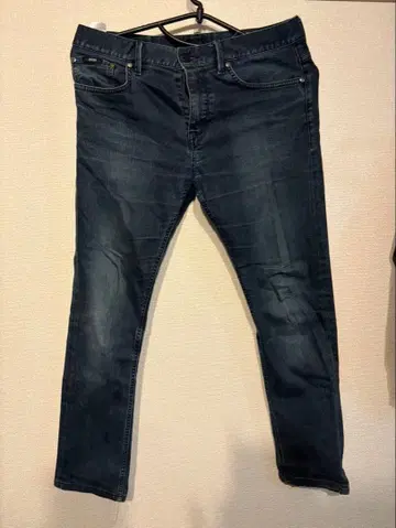 [ HUGO BOSS ] 다크 블루 슬림 핏 데님