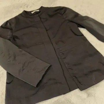 EMPORIO ARMANI 블랙 자켓