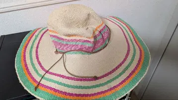 ZARA 멀티 컬러 스트라이프 밀짚모자 햇