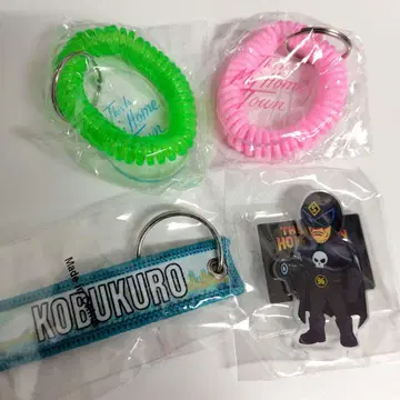 새상품 미개봉 코부쿠로 가챠 4개 세트 키링 아크릴 스탠드