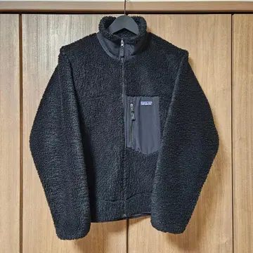 [레어 새상품급] Patagonia 파타고니아 레트로X 자켓 블랙