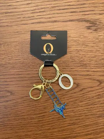 새상품 실크  a d 솔레이유 O 오 키링 키참 라스베가스