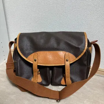 브라운 숄더백 합성 피혁 유럽 70s