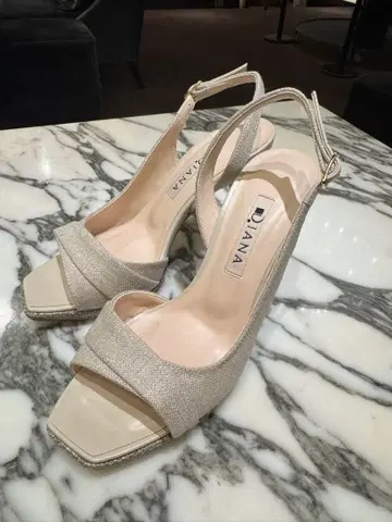 DIANA 베이지 슬링백 힐 약 8cm