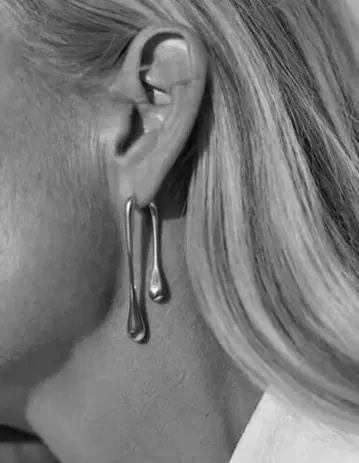 실버 드롭형 귀걸이 새상품 약간의 변색