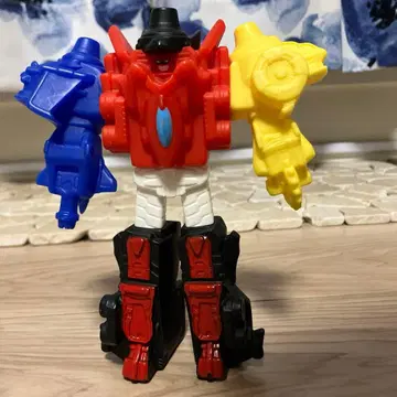 싸워라! 루팡 카이저 괴도전대 루팡레인저 VS 경찰전대 패트레인저